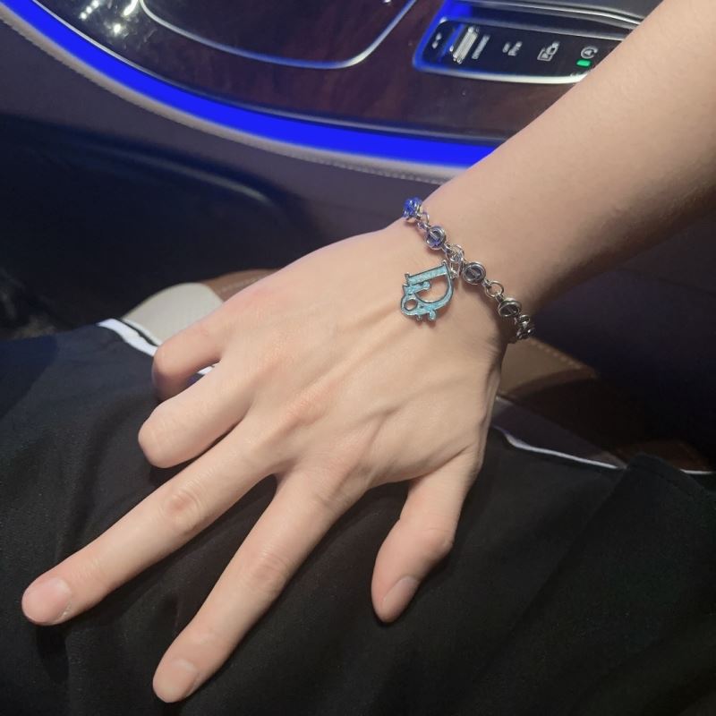 chr1st1an D10r bracelets